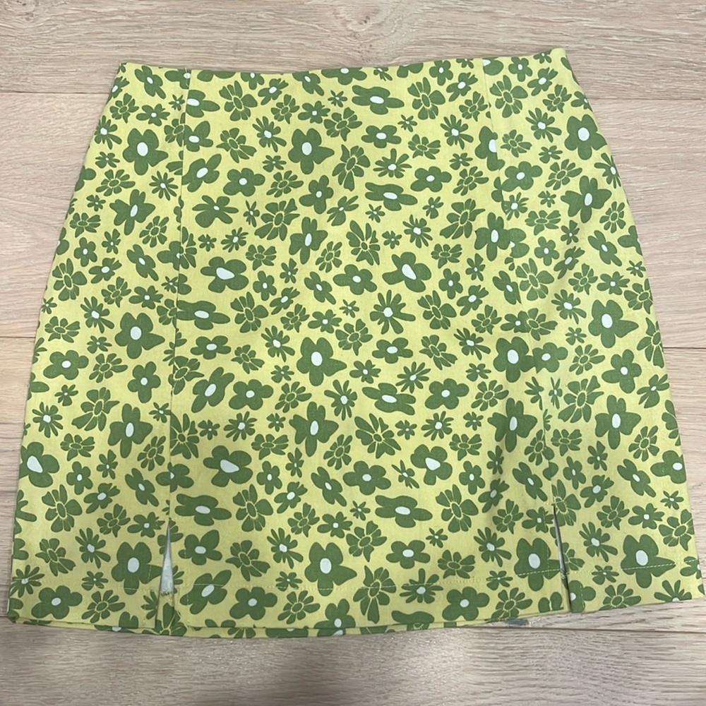 Retro Floral mini skirt